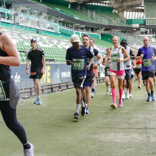 13.09.2026 - 21. swb-Marathon Bremen Michael Burmester http://msf.ph/oto/10448571 13.09.2026 13:08:52 Laufen im Stadion 383, 391, 489, 532, 549, 551, 563, 625, 682, 800, 808, 809, 813, 884, 898, 911, 1025, 1072, 1124, 1150, 1173, 1210, 1285, 1289, 1322, 1364, 1395, 1398, 1532, 1559, 1688, 1831, 1854, 1880, 1899, 2003, 2041, 2208, 2215, 2229, 2243, 2283, 2366, 2380, 2405, 2413, 2429, 2441, 2467, 2471, 2492, 2525, 2565, 2611, 2635, 2692, 2727, 2782, 2802, 2823, 2831, 2841, 2866, 2897, 2930, 2931, 2941, 2949, 3032, 3316, 3327, 3333, 3398, 3437, 3707, 3769, 109 meine-sportfotos.de