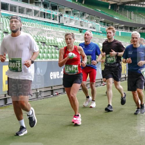 13.09.2026 - 21. swb-Marathon Bremen Michael Burmester http://msf.ph/oto/10448906 13.09.2026 13:08:57 Laufen im Stadion 383, 391, 532, 549, 551, 563, 625, 682, 800, 808, 809, 813, 884, 898, 911, 1025, 1072, 1124, 1150, 1173, 1210, 1285, 1289, 1322, 1364, 1395, 1398, 1532, 1559, 1688, 1831, 1880, 1899, 2003, 2041, 2208, 2215, 2229, 2243, 2366, 2380, 2405, 2413, 2429, 2441, 2467, 2471, 2492, 2525, 2565, 2594, 2611, 2635, 2692, 2727, 2782, 2802, 2823, 2831, 2841, 2866, 2897, 2930, 2931, 2941, 2949, 3032, 3316, 3327, 3333, 3398, 3437, 3707, 3769, 109 meine-sportfotos.de