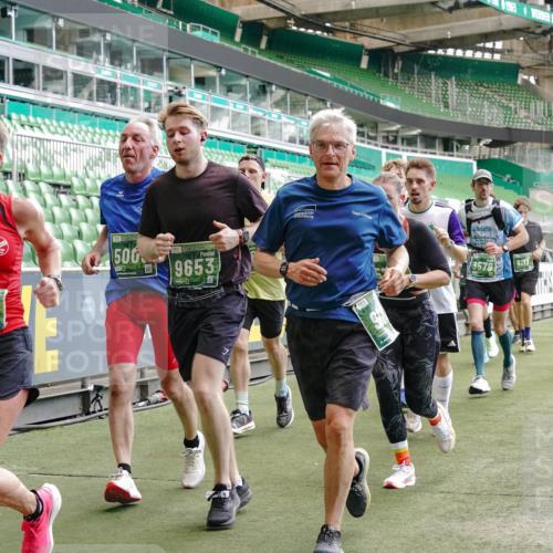 13.09.2026 - 21. swb-Marathon Bremen Michael Burmester http://msf.ph/oto/10448962 13.09.2026 13:08:58 Laufen im Stadion 383, 391, 532, 549, 551, 563, 625, 800, 808, 809, 813, 884, 898, 911, 1025, 1072, 1124, 1150, 1173, 1210, 1285, 1289, 1322, 1364, 1395, 1398, 1532, 1559, 1688, 1831, 1880, 1899, 2003, 2041, 2208, 2215, 2229, 2232, 2243, 2366, 2380, 2405, 2413, 2429, 2441, 2467, 2471, 2492, 2525, 2565, 2594, 2611, 2635, 2692, 2727, 2782, 2802, 2823, 2831, 2841, 2866, 2897, 2930, 2931, 2941, 2949, 3032, 3316, 3327, 3333, 3398, 3437, 3707, 3769, 109 meine-sportfotos.de