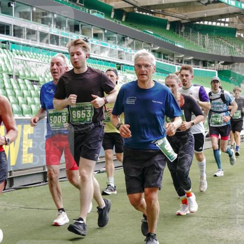 13.09.2026 - 21. swb-Marathon Bremen Michael Burmester http://msf.ph/oto/10448979 13.09.2026 13:08:58 Laufen im Stadion 383, 391, 532, 549, 551, 563, 625, 800, 808, 809, 813, 884, 898, 911, 1025, 1072, 1124, 1150, 1173, 1210, 1285, 1289, 1322, 1364, 1395, 1398, 1532, 1559, 1688, 1831, 1880, 1899, 2003, 2041, 2208, 2215, 2229, 2232, 2243, 2366, 2380, 2405, 2413, 2429, 2441, 2467, 2471, 2492, 2525, 2565, 2594, 2611, 2635, 2692, 2727, 2782, 2802, 2823, 2831, 2841, 2866, 2897, 2930, 2931, 2941, 2949, 3032, 3316, 3327, 3333, 3398, 3437, 3707, 3769, 109 meine-sportfotos.de