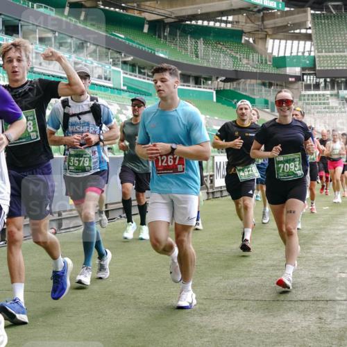 13.09.2026 - 21. swb-Marathon Bremen Michael Burmester http://msf.ph/oto/10449105 13.09.2026 13:09:00 Laufen im Stadion 164, 383, 391, 532, 549, 551, 563, 625, 800, 808, 809, 813, 884, 898, 911, 1025, 1072, 1124, 1150, 1173, 1210, 1285, 1289, 1322, 1364, 1395, 1398, 1532, 1559, 1688, 1831, 1880, 1899, 2003, 2041, 2208, 2215, 2229, 2232, 2243, 2366, 2380, 2405, 2413, 2429, 2441, 2467, 2471, 2492, 2525, 2565, 2573, 2594, 2611, 2635, 2692, 2727, 2782, 2802, 2823, 2831, 2841, 2866, 2897, 2930, 2931, 2941, 2949, 3032, 3316, 3327, 3333, 3398, 3437, 3707, 3769, 109 meine-sportfotos.de