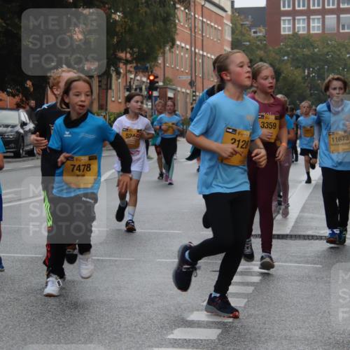13.09.2026 - Kiel Lauf Markus Tischler http://msf.ph/oto/10449133 13.09.2026 08:56:34 Fleethörn 11, 38, 152, 38, 7478, 38, 524, 2128, 39, 3359, 1051, 11673, 10, 4, 38, 2129 meine-sportfotos.de