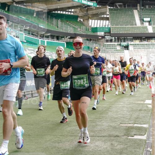 13.09.2026 - 21. swb-Marathon Bremen Michael Burmester http://msf.ph/oto/10449145 13.09.2026 13:09:01 Laufen im Stadion 164, 383, 391, 448, 532, 549, 551, 563, 625, 800, 808, 809, 813, 884, 898, 911, 1025, 1072, 1124, 1150, 1173, 1210, 1285, 1289, 1322, 1364, 1395, 1398, 1559, 1688, 1831, 1880, 1899, 2003, 2041, 2208, 2215, 2229, 2232, 2243, 2366, 2380, 2405, 2413, 2429, 2441, 2467, 2471, 2492, 2525, 2565, 2573, 2594, 2611, 2635, 2692, 2727, 2782, 2802, 2823, 2831, 2841, 2866, 2897, 2930, 2931, 2941, 3032, 3316, 3327, 3333, 3398, 3437, 3707, 3769, 109 meine-sportfotos.de