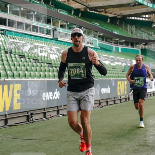 13.09.2026 - 21. swb-Marathon Bremen Michael Burmester http://msf.ph/oto/10449190 13.09.2026 12:48:17 Laufen im Stadion 382, 384, 524, 572, 621, 826, 868, 889, 1349, 1554, 1872, 1925, 2266, 2287, 2538, 2605, 2646, 2844, 2956, 3110, 3118, 3127, 3197, 3242, 3276, 3284, 3297, 3424, 3466, 3520, 3794, 3910, 4025, 4082, 4239, 4614, 4712, 4729, 4732, 4808, 4898, 4992, 5424, 5517, 5725, 5803, 5976, 6025, 6058, 6692, 6708, 6784, 6951, 7064, 7102, 7399, 7538, 7636, 7803, 7814, 7871, 7876, 8060, 8611, 8621, 8706, 8877, 8973, 8980, 8981, 9010, 9035, 9061, 9429, 9689, 9918 meine-sportfotos.de