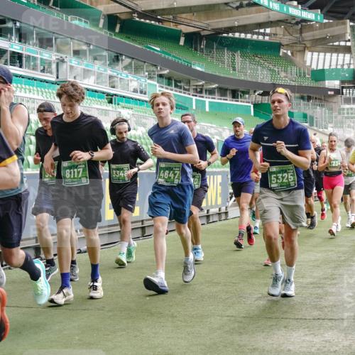 13.09.2026 - 21. swb-Marathon Bremen Michael Burmester http://msf.ph/oto/10449232 13.09.2026 13:09:02 Laufen im Stadion 164, 383, 391, 448, 532, 549, 551, 563, 625, 800, 808, 809, 813, 884, 898, 911, 1025, 1072, 1124, 1150, 1210, 1285, 1289, 1322, 1364, 1395, 1398, 1559, 1688, 1831, 1880, 1899, 2003, 2041, 2208, 2215, 2229, 2232, 2243, 2366, 2380, 2405, 2413, 2429, 2441, 2467, 2471, 2492, 2525, 2565, 2573, 2594, 2611, 2635, 2692, 2727, 2782, 2802, 2823, 2831, 2841, 2866, 2897, 2930, 2931, 2941, 3032, 3316, 3327, 3333, 3398, 3437, 3707, 3769, 109 meine-sportfotos.de