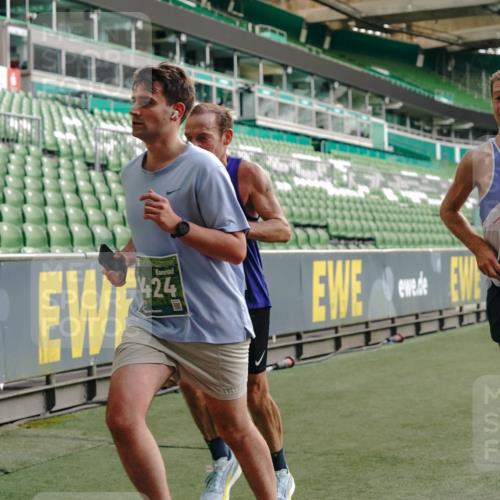 13.09.2026 - 21. swb-Marathon Bremen Michael Burmester http://msf.ph/oto/10449252 13.09.2026 12:48:18 Laufen im Stadion 382, 384, 524, 572, 621, 826, 868, 889, 1349, 1554, 1872, 1925, 2266, 2287, 2538, 2605, 2646, 2844, 2956, 3110, 3118, 3127, 3197, 3242, 3276, 3284, 3297, 3424, 3466, 3520, 3794, 3910, 4025, 4082, 4239, 4614, 4712, 4729, 4732, 4808, 4898, 4992, 5424, 5517, 5725, 5803, 5976, 6025, 6058, 6692, 6708, 6784, 6951, 7064, 7102, 7399, 7538, 7636, 7803, 7871, 7876, 8060, 8611, 8621, 8706, 8877, 8973, 8980, 8981, 9010, 9035, 9061, 9429, 9689, 9918 meine-sportfotos.de