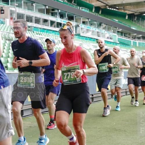 13.09.2026 - 21. swb-Marathon Bremen Michael Burmester http://msf.ph/oto/10449370 13.09.2026 13:09:05 Laufen im Stadion 164, 383, 391, 448, 532, 549, 551, 563, 625, 800, 808, 813, 884, 898, 911, 1025, 1072, 1124, 1150, 1210, 1285, 1289, 1395, 1398, 1559, 1688, 1831, 1880, 1899, 2003, 2041, 2208, 2215, 2229, 2232, 2243, 2366, 2380, 2405, 2413, 2429, 2441, 2467, 2471, 2525, 2565, 2573, 2594, 2611, 2635, 2692, 2717, 2727, 2782, 2802, 2823, 2831, 2841, 2866, 2897, 2930, 2931, 2941, 3032, 3291, 3316, 3327, 3333, 3398, 3437, 3707, 3769, 109 meine-sportfotos.de