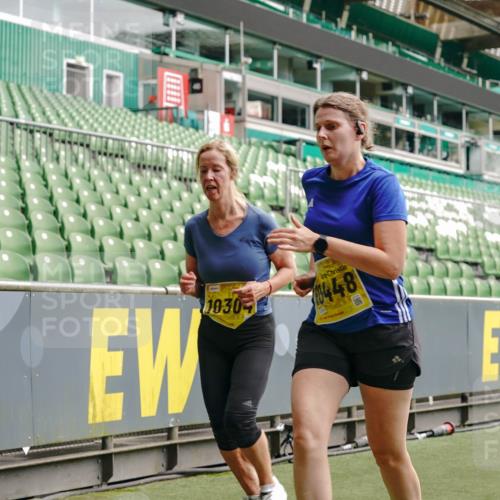 13.09.2026 - 21. swb-Marathon Bremen Michael Burmester http://msf.ph/oto/10449439 13.09.2026 10:30:42 Laufen im Stadion 10141, 10146, 10162, 10174, 10193, 10218, 10222, 10227, 10233, 10253, 10281, 10284, 10304, 10334, 10339, 10359, 10381, 10392, 10448, 10452, 10467, 10471, 10478, 10479, 10515, 10537, 10577, 10579, 10585, 10588, 10626, 10641, 10652, 10684, 10685, 10708, 10714, 10734, 10757, 10761, 10764, 10765, 10780, 10808, 10821, 10822, 10825, 10827, 10837, 10838, 10862, 10863, 10884, 10886, 10887, 10906, 10966, 10984, 11002, 11038, 11109, 11350, 11379 meine-sportfotos.de
