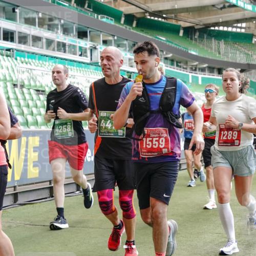13.09.2026 - 21. swb-Marathon Bremen Michael Burmester http://msf.ph/oto/10449667 13.09.2026 13:09:09 Laufen im Stadion 164, 383, 391, 448, 532, 549, 551, 563, 625, 800, 808, 813, 869, 884, 898, 911, 1025, 1072, 1124, 1150, 1180, 1285, 1289, 1395, 1398, 1559, 1688, 1831, 1880, 1899, 2003, 2041, 2208, 2215, 2229, 2232, 2243, 2366, 2380, 2413, 2429, 2441, 2467, 2471, 2525, 2573, 2594, 2611, 2635, 2692, 2717, 2727, 2782, 2802, 2823, 2831, 2841, 2866, 2897, 2930, 2931, 2941, 3032, 3086, 3291, 3316, 3327, 3333, 3398, 3437, 3707, 3769, 109 meine-sportfotos.de