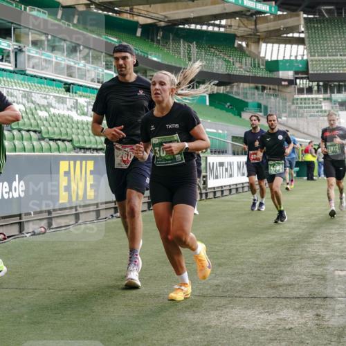 13.09.2026 - 21. swb-Marathon Bremen Michael Burmester http://msf.ph/oto/10449685 13.09.2026 12:48:35 Laufen im Stadion 382, 384, 524, 572, 621, 826, 889, 899, 1349, 1723, 1748, 1872, 1925, 2266, 2287, 2605, 2646, 2844, 2956, 3043, 3110, 3118, 3127, 3197, 3242, 3276, 3284, 3297, 3330, 3466, 3794, 3910, 3973, 4025, 4082, 4239, 4247, 4614, 4712, 4729, 4732, 4852, 4898, 4990, 4992, 5424, 5517, 5570, 5648, 5803, 5976, 6025, 6058, 6692, 6708, 6784, 6951, 7064, 7399, 7538, 7636, 7803, 7876, 8060, 8611, 8621, 8706, 8877, 8973, 8980, 8981, 9010, 9035, 9061, 9429, 9689, 9918 meine-sportfotos.de