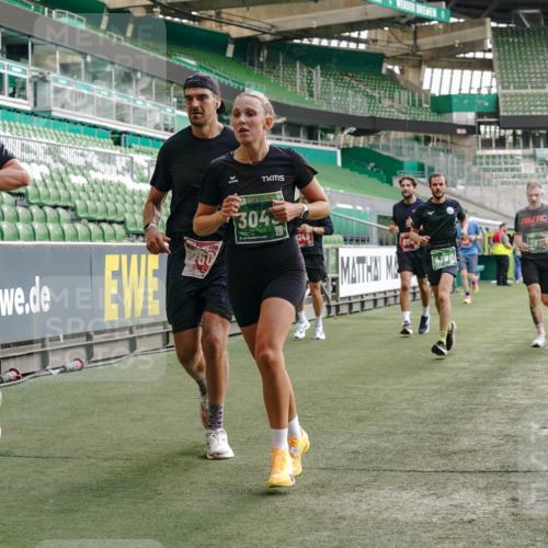 13.09.2026 - 21. swb-Marathon Bremen Michael Burmester http://msf.ph/oto/10449696 13.09.2026 12:48:35 Laufen im Stadion 382, 384, 524, 572, 621, 826, 889, 899, 1349, 1723, 1748, 1872, 1925, 2266, 2287, 2605, 2646, 2844, 2956, 3043, 3110, 3118, 3127, 3197, 3242, 3276, 3284, 3297, 3330, 3466, 3794, 3910, 3973, 4025, 4082, 4239, 4247, 4614, 4712, 4729, 4732, 4852, 4898, 4990, 4992, 5424, 5517, 5570, 5648, 5803, 5976, 6025, 6058, 6692, 6708, 6784, 6951, 7064, 7399, 7538, 7636, 7803, 7876, 8060, 8611, 8621, 8706, 8877, 8973, 8980, 8981, 9010, 9035, 9061, 9429, 9689, 9918 meine-sportfotos.de