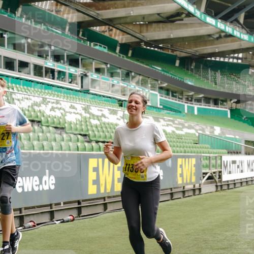 13.09.2026 - 21. swb-Marathon Bremen Michael Burmester http://msf.ph/oto/10449731 13.09.2026 10:30:46 Laufen im Stadion 10141, 10146, 10162, 10174, 10193, 10218, 10222, 10227, 10233, 10253, 10281, 10284, 10304, 10334, 10339, 10359, 10392, 10448, 10452, 10467, 10471, 10478, 10479, 10515, 10537, 10555, 10577, 10579, 10585, 10588, 10589, 10610, 10626, 10641, 10652, 10684, 10685, 10708, 10714, 10734, 10757, 10761, 10764, 10765, 10780, 10808, 10821, 10822, 10825, 10827, 10837, 10838, 10862, 10863, 10884, 10886, 10887, 10906, 10966, 10984, 11002, 11038, 11109, 11350, 11379 meine-sportfotos.de