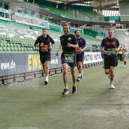 13.09.2026 - 21. swb-Marathon Bremen Michael Burmester http://msf.ph/oto/10449739 13.09.2026 12:48:37 Laufen im Stadion 382, 384, 524, 572, 621, 826, 889, 899, 1349, 1723, 1748, 1872, 1925, 2266, 2287, 2605, 2646, 2844, 2956, 3043, 3110, 3118, 3127, 3197, 3242, 3276, 3284, 3297, 3330, 3466, 3794, 3910, 3973, 4025, 4082, 4239, 4247, 4614, 4712, 4729, 4732, 4852, 4898, 4990, 4992, 5424, 5517, 5570, 5594, 5648, 5803, 5976, 6025, 6058, 6692, 6708, 6784, 6842, 6951, 7064, 7399, 7538, 7636, 7803, 7876, 8060, 8611, 8621, 8706, 8877, 8973, 8980, 8981, 9010, 9035, 9061, 9429, 9689, 9918 meine-sportfotos.de