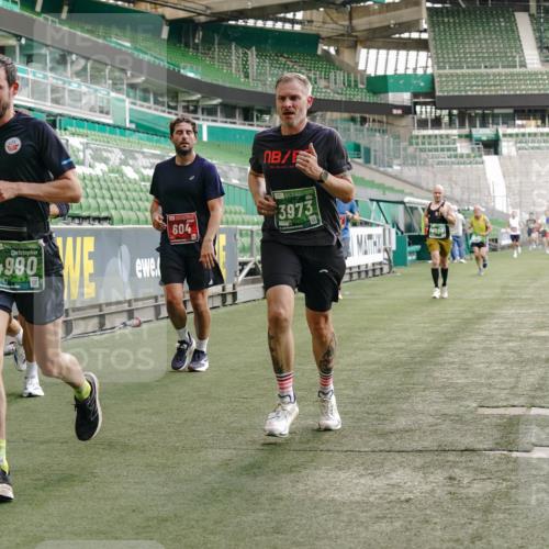 13.09.2026 - 21. swb-Marathon Bremen Michael Burmester http://msf.ph/oto/10449758 13.09.2026 12:48:38 Laufen im Stadion 382, 384, 524, 572, 621, 826, 889, 899, 1349, 1723, 1748, 1872, 1925, 2266, 2287, 2605, 2646, 2844, 2956, 3043, 3110, 3127, 3197, 3242, 3276, 3284, 3297, 3330, 3466, 3794, 3910, 3973, 4025, 4082, 4247, 4614, 4712, 4732, 4852, 4898, 4990, 4992, 5424, 5517, 5570, 5594, 5648, 5803, 5976, 6025, 6058, 6692, 6708, 6784, 6842, 6951, 7064, 7399, 7538, 7636, 7803, 7876, 8060, 8611, 8621, 8706, 8877, 8973, 8980, 8981, 9010, 9035, 9061, 9429, 9689, 9918 meine-sportfotos.de