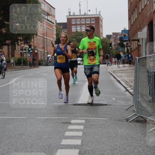 13.09.2026 - Kiel Lauf Markus Tischler http://msf.ph/oto/10449952 13.09.2026 09:34:44 Fleethörn 611, 5815, 3678, 743, 3679 meine-sportfotos.de