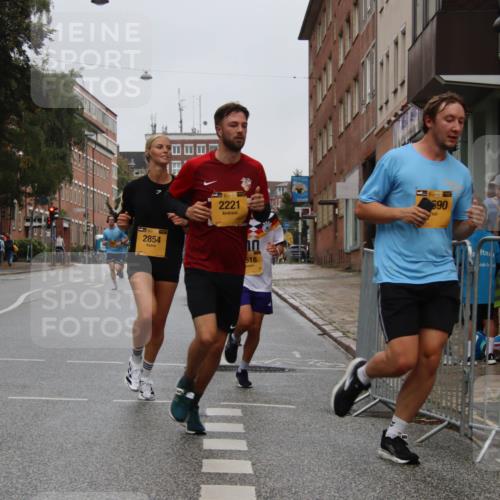 13.09.2026 - Kiel Lauf Markus Tischler http://msf.ph/oto/10450234 13.09.2026 09:37:56 Fleethörn 2854, 2221, 10, 518, 690 meine-sportfotos.de