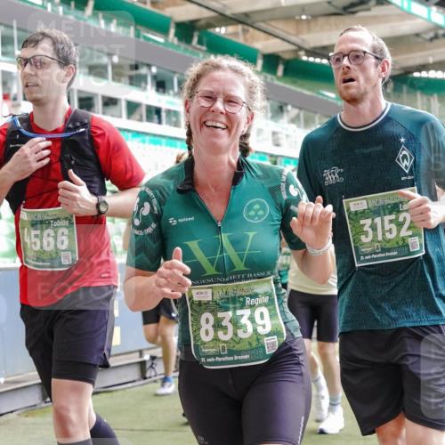 13.09.2026 - 21. swb-Marathon Bremen Michael Burmester http://msf.ph/oto/10450256 13.09.2026 13:09:19 Laufen im Stadion 164, 383, 391, 448, 532, 549, 551, 563, 625, 813, 869, 884, 898, 1025, 1072, 1124, 1150, 1180, 1285, 1289, 1398, 1559, 1688, 1880, 1899, 2041, 2208, 2215, 2229, 2232, 2243, 2366, 2380, 2413, 2429, 2441, 2467, 2471, 2525, 2530, 2573, 2594, 2611, 2635, 2692, 2714, 2717, 2727, 2782, 2785, 2823, 2841, 2866, 2897, 2920, 2930, 2931, 2941, 3032, 3063, 3086, 3291, 3316, 3327, 3333, 3398, 3437, 3707, 3769, 109 meine-sportfotos.de