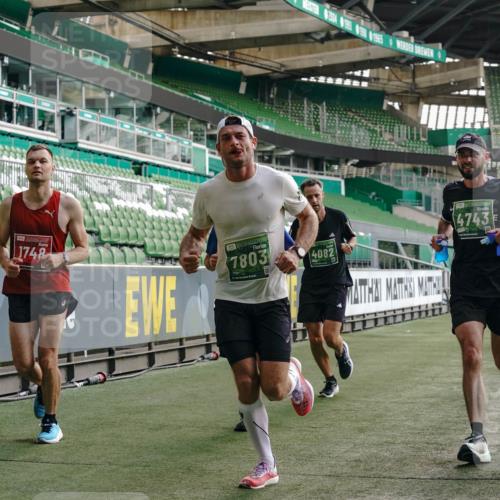 13.09.2026 - 21. swb-Marathon Bremen Michael Burmester http://msf.ph/oto/10450406 13.09.2026 12:49:08 Laufen im Stadion 382, 384, 524, 572, 663, 670, 779, 826, 889, 899, 1349, 1517, 1605, 1723, 1748, 1872, 1925, 2287, 2288, 2347, 2605, 2750, 2844, 2909, 2956, 3043, 3110, 3127, 3197, 3242, 3276, 3330, 3466, 3625, 3910, 3973, 4033, 4082, 4247, 4384, 4712, 4732, 4743, 4852, 4898, 4990, 5424, 5517, 5570, 5585, 5594, 5648, 6025, 6058, 6652, 6692, 6842, 6906, 6951, 7064, 7109, 7115, 7399, 7636, 7803, 7876, 8611, 8706, 8877, 8973, 8981, 9010, 9035, 9429 meine-sportfotos.de