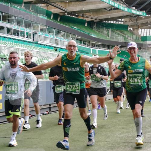 13.09.2026 - 21. swb-Marathon Bremen Michael Burmester http://msf.ph/oto/10450417 13.09.2026 13:09:22 Laufen im Stadion 164, 383, 391, 448, 532, 549, 551, 563, 625, 813, 869, 884, 898, 1025, 1072, 1124, 1150, 1180, 1285, 1289, 1398, 1559, 1688, 1880, 1899, 2041, 2208, 2215, 2229, 2232, 2243, 2366, 2380, 2413, 2429, 2441, 2467, 2471, 2525, 2530, 2553, 2573, 2594, 2611, 2635, 2692, 2714, 2717, 2727, 2782, 2785, 2823, 2841, 2897, 2920, 2930, 2931, 2941, 3032, 3063, 3086, 3291, 3316, 3327, 3333, 3398, 3437, 3707, 3769, 109 meine-sportfotos.de