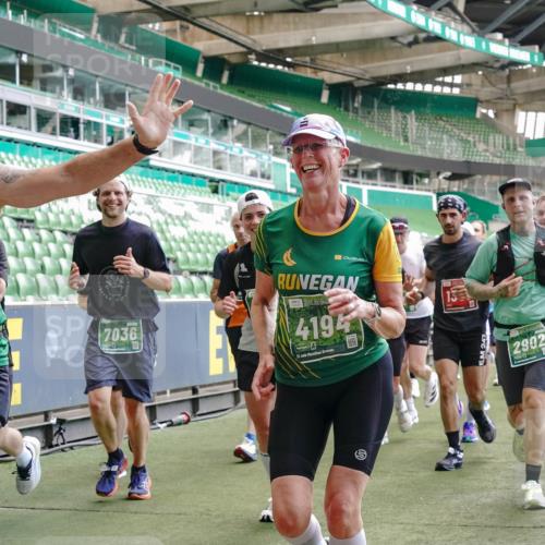 13.09.2026 - 21. swb-Marathon Bremen Michael Burmester http://msf.ph/oto/10450488 13.09.2026 13:09:23 Laufen im Stadion 164, 383, 391, 448, 532, 549, 551, 563, 625, 813, 869, 884, 898, 1025, 1072, 1124, 1150, 1180, 1285, 1289, 1398, 1559, 1688, 1867, 1880, 1899, 2041, 2208, 2215, 2229, 2232, 2243, 2366, 2380, 2413, 2429, 2441, 2467, 2471, 2525, 2530, 2553, 2573, 2594, 2611, 2635, 2692, 2714, 2717, 2727, 2782, 2785, 2823, 2841, 2897, 2920, 2930, 2931, 2941, 3032, 3063, 3086, 3291, 3316, 3327, 3333, 3398, 3437, 3707, 3769, 109 meine-sportfotos.de