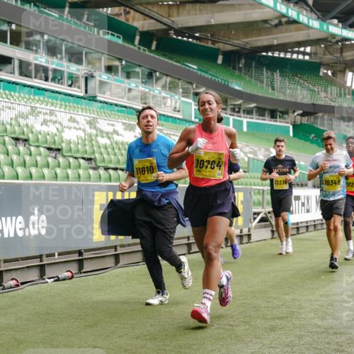 13.09.2026 - 21. swb-Marathon Bremen Michael Burmester http://msf.ph/oto/10450612 13.09.2026 10:31:07 Laufen im Stadion 10141, 10146, 10174, 10193, 10222, 10227, 10233, 10255, 10281, 10284, 10304, 10339, 10359, 10392, 10448, 10452, 10467, 10471, 10478, 10479, 10503, 10515, 10529, 10543, 10555, 10577, 10579, 10585, 10588, 10589, 10608, 10610, 10626, 10631, 10641, 10652, 10684, 10685, 10704, 10708, 10714, 10725, 10734, 10757, 10761, 10764, 10765, 10780, 10808, 10821, 10822, 10827, 10837, 10838, 10862, 10863, 10884, 10886, 10887, 10906, 10984, 11002, 11038, 11350, 11379 meine-sportfotos.de