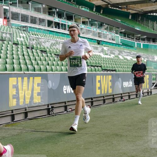 13.09.2026 - 21. swb-Marathon Bremen Michael Burmester http://msf.ph/oto/10450696 13.09.2026 12:49:20 Laufen im Stadion 382, 469, 524, 572, 663, 670, 779, 826, 889, 899, 1349, 1517, 1605, 1723, 1748, 1872, 1925, 2052, 2287, 2288, 2347, 2605, 2750, 2844, 2909, 3043, 3110, 3127, 3197, 3276, 3330, 3466, 3625, 3910, 3973, 4033, 4082, 4247, 4384, 4712, 4732, 4743, 4852, 4898, 4990, 5111, 5377, 5383, 5424, 5517, 5570, 5585, 5594, 5648, 6025, 6058, 6652, 6692, 6842, 6906, 6951, 7064, 7109, 7115, 7121, 7399, 7636, 7803, 7876, 8706, 8877, 8973, 8981, 9010, 9035, 9429 meine-sportfotos.de