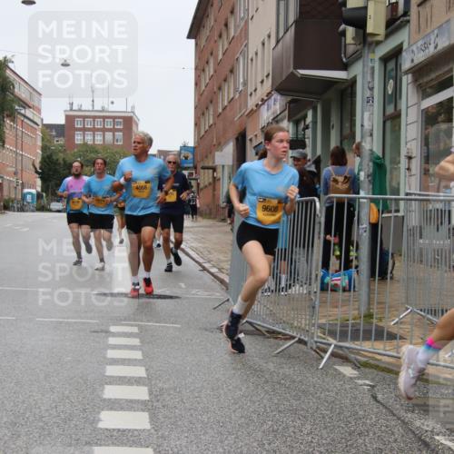 13.09.2026 - Kiel Lauf Markus Tischler http://msf.ph/oto/10450758 13.09.2026 09:41:10 Fleethörn 9110, 4068, 9608, 3883 meine-sportfotos.de
