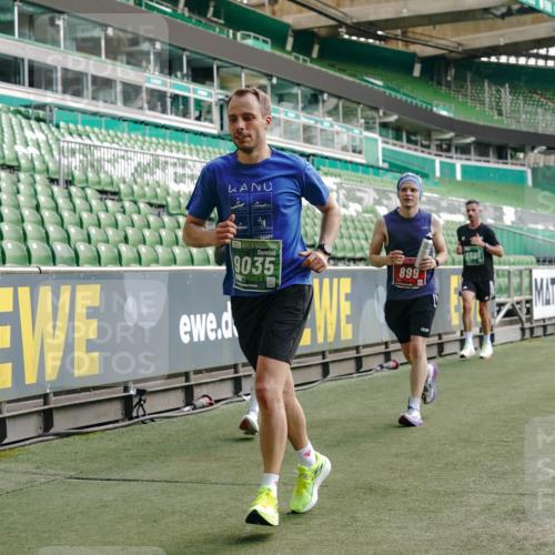 13.09.2026 - 21. swb-Marathon Bremen Michael Burmester http://msf.ph/oto/10450766 13.09.2026 12:49:22 Laufen im Stadion 382, 469, 524, 572, 663, 670, 779, 826, 889, 899, 1349, 1517, 1605, 1723, 1748, 1872, 1925, 2052, 2287, 2288, 2347, 2605, 2750, 2844, 2909, 3043, 3110, 3127, 3197, 3276, 3330, 3625, 3910, 3973, 4033, 4082, 4247, 4384, 4712, 4732, 4743, 4852, 4898, 4990, 5111, 5377, 5383, 5424, 5517, 5570, 5585, 5594, 5648, 6025, 6058, 6652, 6692, 6842, 6906, 6951, 7064, 7109, 7115, 7121, 7399, 7636, 7803, 7876, 8706, 8877, 8973, 8981, 9010, 9035, 9429 meine-sportfotos.de
