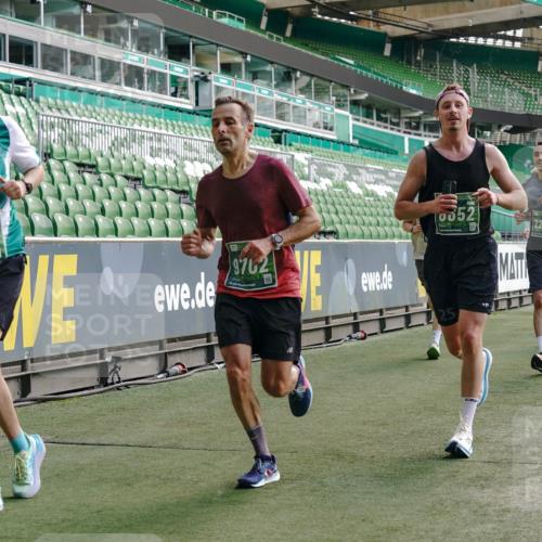 13.09.2026 - 21. swb-Marathon Bremen Michael Burmester http://msf.ph/oto/10450968 13.09.2026 12:49:28 Laufen im Stadion 382, 469, 524, 572, 663, 670, 779, 826, 889, 899, 1349, 1517, 1605, 1723, 1748, 1872, 1925, 2052, 2287, 2288, 2291, 2347, 2360, 2605, 2750, 2844, 2909, 3043, 3110, 3127, 3197, 3276, 3330, 3625, 3647, 3910, 3973, 4033, 4082, 4247, 4384, 4712, 4732, 4743, 4852, 4898, 4990, 5111, 5377, 5383, 5424, 5517, 5570, 5585, 5594, 5636, 5648, 6058, 6267, 6652, 6692, 6842, 6906, 6951, 7064, 7109, 7115, 7121, 7399, 7636, 7803, 7876, 8706, 8877, 8973, 8981, 9010, 9035, 9429 meine-sportfotos.de