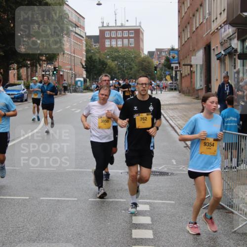13.09.2026 - Kiel Lauf Markus Tischler http://msf.ph/oto/10451051 13.09.2026 09:42:53 Fleethörn 555, 3850, 762, 9354 meine-sportfotos.de