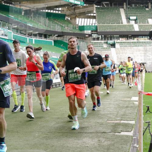 13.09.2026 - 21. swb-Marathon Bremen Michael Burmester http://msf.ph/oto/10451207 13.09.2026 13:09:38 Laufen im Stadion 164, 383, 391, 448, 532, 549, 563, 625, 813, 869, 884, 898, 1025, 1072, 1124, 1150, 1180, 1289, 1398, 1559, 1855, 1867, 1880, 1899, 2041, 2202, 2208, 2229, 2232, 2243, 2268, 2339, 2380, 2413, 2429, 2441, 2467, 2471, 2525, 2530, 2553, 2573, 2594, 2635, 2682, 2692, 2714, 2717, 2727, 2785, 2823, 2841, 2897, 2920, 2930, 2931, 2941, 3032, 3063, 3086, 3089, 3122, 3291, 3316, 3327, 3333, 3398, 3437, 3707, 3769, 109 meine-sportfotos.de