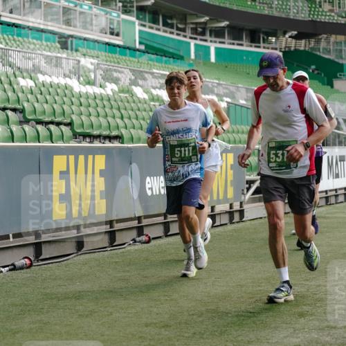 13.09.2026 - 21. swb-Marathon Bremen Michael Burmester http://msf.ph/oto/10451253 13.09.2026 12:49:39 Laufen im Stadion 382, 469, 524, 572, 663, 670, 779, 826, 899, 1349, 1513, 1517, 1605, 1723, 1748, 1925, 2052, 2130, 2287, 2288, 2291, 2347, 2360, 2605, 2750, 2844, 2909, 3043, 3110, 3127, 3197, 3276, 3330, 3625, 3647, 3973, 4033, 4082, 4247, 4384, 4732, 4743, 4852, 4898, 4990, 5111, 5314, 5377, 5383, 5424, 5517, 5570, 5585, 5594, 5620, 5636, 5648, 6267, 6652, 6668, 6692, 6842, 6906, 6951, 7064, 7109, 7115, 7121, 7636, 7876, 8877, 8973, 9035, 9429 meine-sportfotos.de