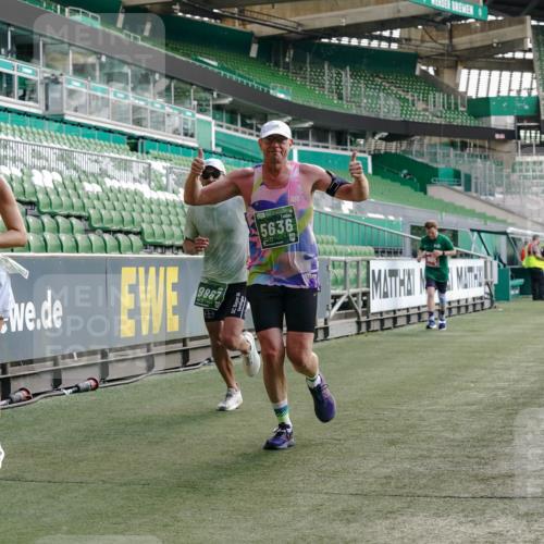 13.09.2026 - 21. swb-Marathon Bremen Michael Burmester http://msf.ph/oto/10451315 13.09.2026 12:49:41 Laufen im Stadion 469, 524, 572, 663, 670, 779, 826, 899, 1349, 1513, 1517, 1605, 1723, 1748, 1925, 2052, 2130, 2287, 2288, 2291, 2347, 2360, 2605, 2750, 2844, 2909, 3043, 3110, 3127, 3197, 3276, 3330, 3625, 3647, 3973, 4033, 4082, 4247, 4384, 4732, 4743, 4852, 4898, 4990, 5111, 5314, 5377, 5383, 5424, 5517, 5570, 5585, 5594, 5620, 5636, 5648, 6267, 6652, 6668, 6692, 6842, 6901, 6906, 6951, 7064, 7109, 7115, 7121, 7636, 7876, 8877, 8973, 9035, 9429 meine-sportfotos.de
