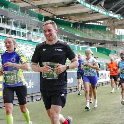13.09.2026 - 21. swb-Marathon Bremen Michael Burmester http://msf.ph/oto/10451348 13.09.2026 13:09:40 Laufen im Stadion 164, 383, 391, 448, 532, 549, 563, 625, 813, 869, 884, 898, 1025, 1072, 1124, 1150, 1180, 1289, 1398, 1559, 1855, 1867, 1880, 1899, 2041, 2202, 2208, 2229, 2232, 2243, 2268, 2339, 2380, 2413, 2429, 2441, 2467, 2471, 2525, 2530, 2553, 2573, 2594, 2635, 2682, 2692, 2714, 2717, 2727, 2785, 2823, 2841, 2897, 2920, 2930, 2931, 2941, 3032, 3063, 3086, 3089, 3122, 3291, 3316, 3327, 3333, 3398, 3410, 3437, 3707, 3769, 109 meine-sportfotos.de