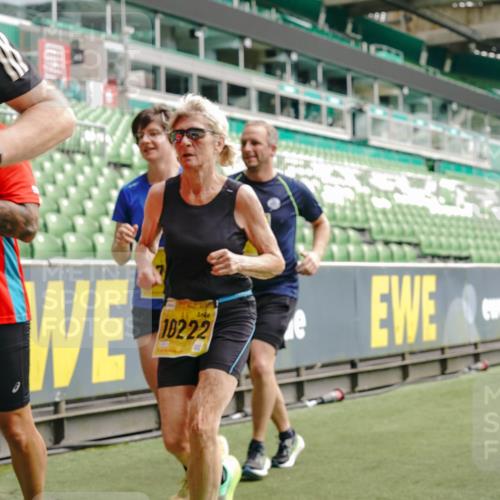 13.09.2026 - 21. swb-Marathon Bremen Michael Burmester http://msf.ph/oto/10451454 13.09.2026 10:31:26 Laufen im Stadion 10141, 10146, 10174, 10193, 10222, 10227, 10233, 10246, 10255, 10281, 10284, 10304, 10339, 10359, 10392, 10443, 10448, 10471, 10478, 10479, 10503, 10515, 10518, 10529, 10540, 10543, 10555, 10577, 10579, 10588, 10589, 10608, 10610, 10626, 10631, 10641, 10646, 10652, 10684, 10685, 10703, 10704, 10708, 10714, 10725, 10757, 10765, 10780, 10808, 10821, 10822, 10837, 10838, 10862, 10863, 10884, 10886, 10887, 10906, 10984, 11002, 11038, 11350, 11379 meine-sportfotos.de