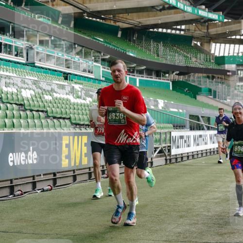 13.09.2026 - 21. swb-Marathon Bremen Michael Burmester http://msf.ph/oto/10451473 13.09.2026 12:50:04 Laufen im Stadion 469, 524, 572, 663, 670, 779, 899, 1513, 1517, 1605, 1723, 1748, 1998, 2052, 2130, 2287, 2288, 2291, 2295, 2347, 2360, 2442, 2444, 2750, 2909, 3043, 3197, 3276, 3330, 3625, 3647, 3808, 3973, 4023, 4033, 4082, 4247, 4368, 4384, 4559, 4732, 4743, 4852, 4888, 4898, 4990, 5066, 5111, 5155, 5314, 5377, 5383, 5424, 5517, 5532, 5570, 5585, 5594, 5620, 5627, 5636, 5648, 6267, 6471, 6652, 6668, 6692, 6842, 6901, 6906, 7109, 7115, 7121, 7876, 9035 meine-sportfotos.de