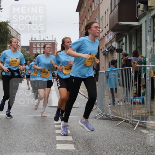 13.09.2026 - Kiel Lauf Markus Tischler http://msf.ph/oto/10451511 13.09.2026 09:45:15 Fleethörn 8854, 6097, 5757, 6098, 1579, 974 meine-sportfotos.de