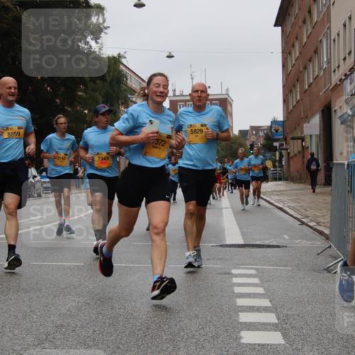 13.09.2026 - Kiel Lauf Markus Tischler http://msf.ph/oto/10451532 13.09.2026 09:45:20 Fleethörn 8859, 3142, 7349, 572, 30, 5829, 8126 meine-sportfotos.de