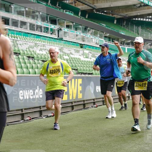 13.09.2026 - 21. swb-Marathon Bremen Michael Burmester http://msf.ph/oto/10451558 13.09.2026 10:31:28 Laufen im Stadion 10141, 10146, 10174, 10193, 10222, 10227, 10246, 10255, 10281, 10284, 10304, 10339, 10359, 10392, 10443, 10448, 10471, 10478, 10479, 10503, 10515, 10517, 10518, 10529, 10540, 10543, 10555, 10577, 10579, 10588, 10589, 10608, 10610, 10626, 10631, 10641, 10646, 10652, 10684, 10685, 10703, 10704, 10708, 10714, 10725, 10757, 10765, 10780, 10808, 10821, 10822, 10837, 10838, 10862, 10863, 10884, 10886, 10906, 10984, 11002, 11038, 11350, 11379 meine-sportfotos.de