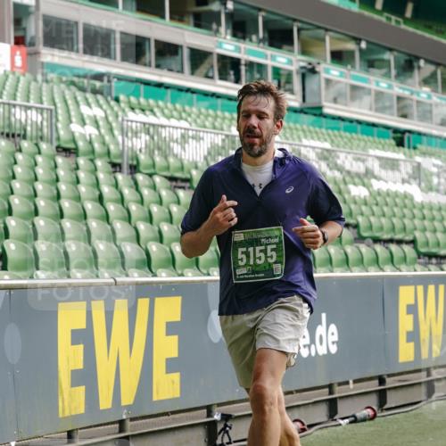 13.09.2026 - 21. swb-Marathon Bremen Michael Burmester http://msf.ph/oto/10451649 13.09.2026 12:50:10 Laufen im Stadion 335, 469, 524, 572, 663, 670, 779, 899, 1510, 1513, 1517, 1605, 1613, 1723, 1748, 1970, 1998, 2052, 2130, 2287, 2288, 2291, 2295, 2347, 2360, 2442, 2444, 2750, 2909, 3043, 3197, 3276, 3330, 3484, 3625, 3647, 3808, 3973, 4023, 4033, 4082, 4247, 4368, 4384, 4473, 4559, 4732, 4743, 4852, 4888, 4898, 4990, 5066, 5111, 5155, 5314, 5377, 5383, 5424, 5517, 5532, 5570, 5585, 5594, 5620, 5627, 5636, 5648, 6267, 6471, 6652, 6668, 6692, 6842, 6901, 6906, 7109, 7115, 7121, 7876, 9035 meine-sportfotos.de