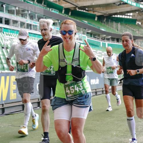 13.09.2026 - 21. swb-Marathon Bremen Michael Burmester http://msf.ph/oto/10451789 13.09.2026 13:09:48 Laufen im Stadion 164, 383, 391, 448, 532, 549, 563, 625, 813, 869, 898, 1025, 1072, 1124, 1150, 1180, 1289, 1398, 1559, 1855, 1867, 1880, 1894, 1899, 2041, 2202, 2208, 2232, 2243, 2268, 2284, 2339, 2342, 2380, 2413, 2429, 2441, 2467, 2471, 2525, 2530, 2553, 2573, 2594, 2654, 2682, 2692, 2714, 2717, 2785, 2819, 2823, 2841, 2897, 2920, 2930, 2931, 2932, 2941, 3032, 3063, 3086, 3089, 3122, 3291, 3316, 3327, 3333, 3370, 3398, 3410, 3437, 3707, 3769, 109 meine-sportfotos.de