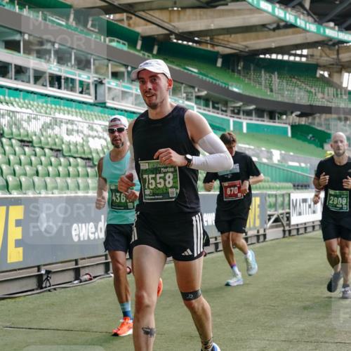 13.09.2026 - 21. swb-Marathon Bremen Michael Burmester http://msf.ph/oto/10451898 13.09.2026 12:50:20 Laufen im Stadion 335, 469, 524, 663, 670, 771, 779, 899, 1510, 1513, 1517, 1605, 1613, 1723, 1748, 1970, 1998, 2052, 2130, 2287, 2288, 2291, 2295, 2347, 2360, 2442, 2444, 2750, 2909, 3043, 3197, 3330, 3484, 3625, 3647, 3808, 3959, 3973, 4023, 4033, 4247, 4368, 4384, 4473, 4559, 4743, 4852, 4888, 4898, 4990, 5066, 5111, 5155, 5314, 5377, 5383, 5517, 5532, 5570, 5585, 5594, 5620, 5627, 5636, 5648, 5696, 6267, 6471, 6652, 6668, 6692, 6842, 6901, 6906, 7109, 7115, 7121, 8033 meine-sportfotos.de