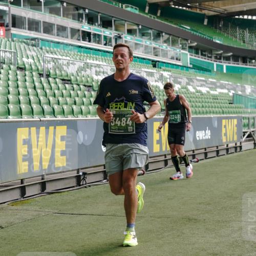 13.09.2026 - 21. swb-Marathon Bremen Michael Burmester http://msf.ph/oto/10452099 13.09.2026 12:50:29 Laufen im Stadion 335, 469, 663, 670, 771, 779, 899, 1510, 1513, 1517, 1605, 1613, 1723, 1748, 1970, 1998, 2052, 2130, 2288, 2291, 2295, 2347, 2360, 2442, 2444, 2750, 2909, 3043, 3197, 3330, 3484, 3625, 3647, 3808, 3959, 3973, 4023, 4033, 4247, 4368, 4384, 4473, 4559, 4743, 4852, 4888, 4990, 5066, 5111, 5155, 5314, 5377, 5383, 5521, 5532, 5570, 5585, 5594, 5620, 5627, 5636, 5648, 5696, 6267, 6274, 6471, 6652, 6668, 6842, 6901, 6906, 7109, 7115, 7121, 8033, 8798 meine-sportfotos.de
