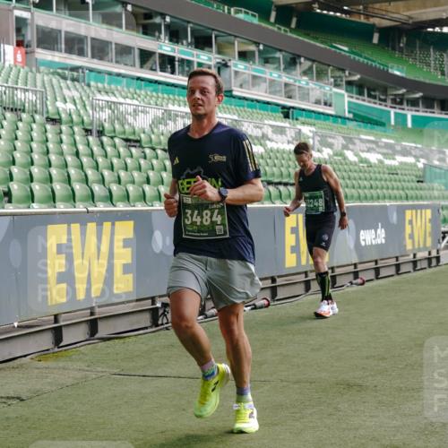 13.09.2026 - 21. swb-Marathon Bremen Michael Burmester http://msf.ph/oto/10452109 13.09.2026 12:50:29 Laufen im Stadion 335, 469, 663, 670, 771, 779, 899, 1510, 1513, 1517, 1605, 1613, 1723, 1748, 1970, 1998, 2052, 2130, 2288, 2291, 2295, 2347, 2360, 2442, 2444, 2750, 2909, 3043, 3197, 3330, 3484, 3625, 3647, 3808, 3959, 3973, 4023, 4033, 4247, 4368, 4384, 4473, 4559, 4743, 4852, 4888, 4990, 5066, 5111, 5155, 5314, 5377, 5383, 5521, 5532, 5570, 5585, 5594, 5620, 5627, 5636, 5648, 5696, 6267, 6274, 6471, 6652, 6668, 6842, 6901, 6906, 7109, 7115, 7121, 8033, 8798 meine-sportfotos.de