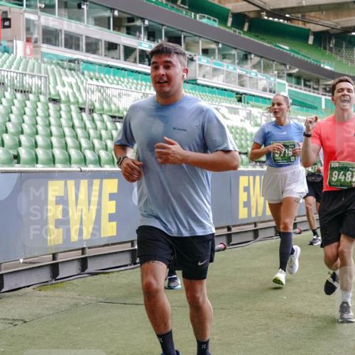 13.09.2026 - 21. swb-Marathon Bremen Michael Burmester http://msf.ph/oto/10452124 13.09.2026 13:09:56 Laufen im Stadion 164, 383, 391, 448, 532, 549, 563, 625, 813, 869, 898, 1025, 1072, 1124, 1150, 1180, 1398, 1738, 1855, 1867, 1880, 1894, 1967, 2202, 2208, 2232, 2243, 2268, 2284, 2333, 2339, 2342, 2380, 2413, 2429, 2432, 2441, 2467, 2471, 2525, 2530, 2553, 2573, 2594, 2654, 2682, 2692, 2714, 2717, 2785, 2819, 2823, 2841, 2897, 2920, 2930, 2931, 2932, 2941, 3032, 3063, 3086, 3089, 3122, 3208, 3291, 3316, 3327, 3333, 3370, 3398, 3410, 3437, 3470, 3707, 3769, 109 meine-sportfotos.de