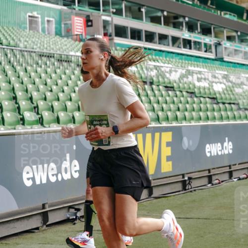 13.09.2026 - 21. swb-Marathon Bremen Michael Burmester http://msf.ph/oto/10452150 13.09.2026 12:50:34 Laufen im Stadion 335, 469, 663, 670, 771, 779, 899, 1455, 1510, 1513, 1517, 1605, 1613, 1723, 1748, 1970, 1998, 2052, 2130, 2288, 2291, 2295, 2347, 2360, 2442, 2444, 2750, 2909, 3043, 3330, 3440, 3484, 3625, 3647, 3808, 3959, 3973, 4023, 4033, 4247, 4368, 4384, 4473, 4559, 4727, 4743, 4781, 4782, 4852, 4888, 4990, 5066, 5111, 5155, 5314, 5377, 5383, 5521, 5532, 5570, 5585, 5594, 5620, 5627, 5636, 5648, 5696, 6267, 6274, 6471, 6652, 6668, 6842, 6901, 6906, 7109, 7115, 7121, 8033, 8798 meine-sportfotos.de