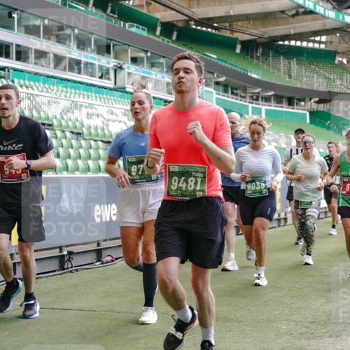 13.09.2026 - 21. swb-Marathon Bremen Michael Burmester http://msf.ph/oto/10452179 13.09.2026 13:09:57 Laufen im Stadion 164, 383, 391, 448, 532, 549, 563, 625, 813, 869, 898, 1025, 1072, 1124, 1150, 1180, 1398, 1738, 1855, 1867, 1880, 1894, 1967, 2202, 2208, 2232, 2243, 2268, 2284, 2333, 2339, 2342, 2380, 2413, 2429, 2432, 2441, 2467, 2471, 2525, 2530, 2553, 2573, 2594, 2654, 2682, 2692, 2714, 2717, 2785, 2819, 2823, 2841, 2897, 2920, 2930, 2931, 2932, 2941, 3032, 3063, 3086, 3089, 3122, 3208, 3291, 3316, 3327, 3333, 3370, 3398, 3410, 3437, 3470, 3707, 3769, 109 meine-sportfotos.de