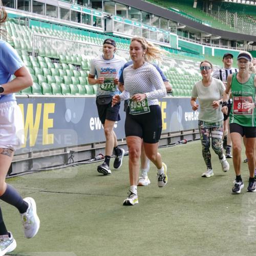 13.09.2026 - 21. swb-Marathon Bremen Michael Burmester http://msf.ph/oto/10452239 13.09.2026 13:09:58 Laufen im Stadion 164, 383, 391, 448, 532, 549, 563, 581, 625, 813, 869, 898, 1025, 1072, 1124, 1150, 1180, 1398, 1738, 1855, 1867, 1880, 1894, 1967, 2202, 2208, 2232, 2243, 2268, 2284, 2333, 2339, 2342, 2380, 2413, 2429, 2432, 2441, 2467, 2471, 2525, 2530, 2553, 2573, 2594, 2654, 2682, 2692, 2714, 2717, 2785, 2819, 2823, 2841, 2897, 2920, 2930, 2931, 2932, 2941, 3032, 3063, 3086, 3089, 3122, 3208, 3291, 3316, 3327, 3333, 3370, 3398, 3410, 3437, 3470, 3707, 3769, 109 meine-sportfotos.de