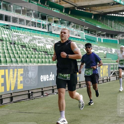 13.09.2026 - 21. swb-Marathon Bremen Michael Burmester http://msf.ph/oto/10452260 13.09.2026 12:50:38 Laufen im Stadion 335, 469, 663, 670, 771, 779, 899, 1125, 1146, 1455, 1510, 1513, 1517, 1605, 1613, 1748, 1970, 1998, 2052, 2130, 2288, 2291, 2295, 2347, 2360, 2442, 2444, 2750, 2909, 3330, 3440, 3484, 3625, 3647, 3703, 3808, 3959, 3973, 4023, 4033, 4247, 4368, 4384, 4473, 4559, 4582, 4727, 4743, 4781, 4782, 4852, 4888, 4990, 5066, 5111, 5155, 5314, 5377, 5383, 5521, 5532, 5570, 5585, 5594, 5620, 5627, 5636, 5696, 6267, 6274, 6471, 6652, 6668, 6842, 6901, 6906, 7109, 7115, 7121, 8033, 8798 meine-sportfotos.de