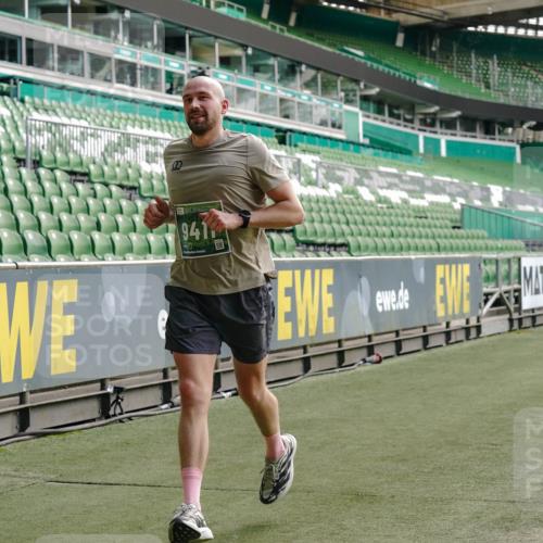 13.09.2026 - 21. swb-Marathon Bremen Michael Burmester http://msf.ph/oto/10452427 13.09.2026 12:50:44 Laufen im Stadion 335, 469, 663, 670, 771, 779, 1125, 1146, 1162, 1455, 1510, 1513, 1517, 1605, 1613, 1970, 1998, 2052, 2130, 2288, 2291, 2295, 2347, 2360, 2442, 2444, 2750, 2909, 3330, 3440, 3484, 3625, 3647, 3703, 3808, 3959, 4023, 4033, 4368, 4384, 4473, 4559, 4582, 4727, 4743, 4781, 4782, 4888, 4895, 5066, 5111, 5155, 5314, 5377, 5383, 5521, 5532, 5570, 5585, 5594, 5620, 5627, 5636, 5696, 6267, 6274, 6471, 6652, 6668, 6842, 6901, 6906, 7109, 7115, 7121, 8033, 8798 meine-sportfotos.de
